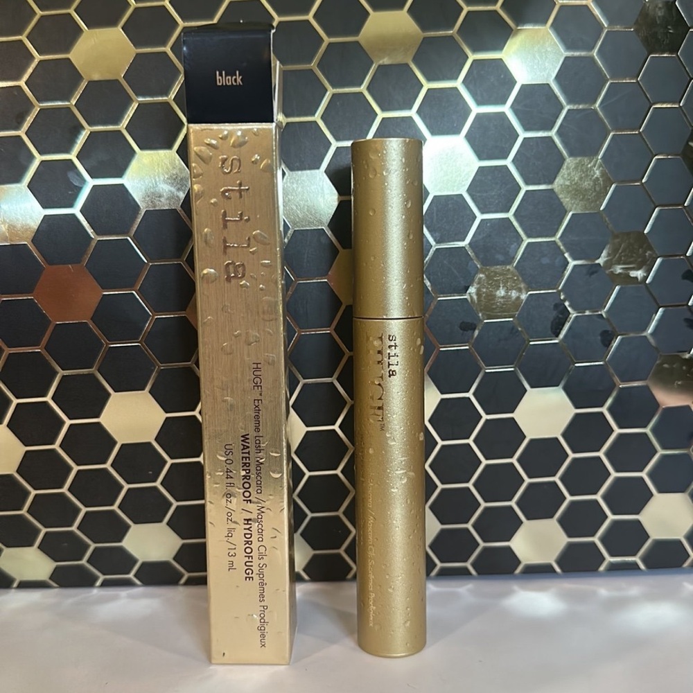 Stila huge extreme lash mascara Black